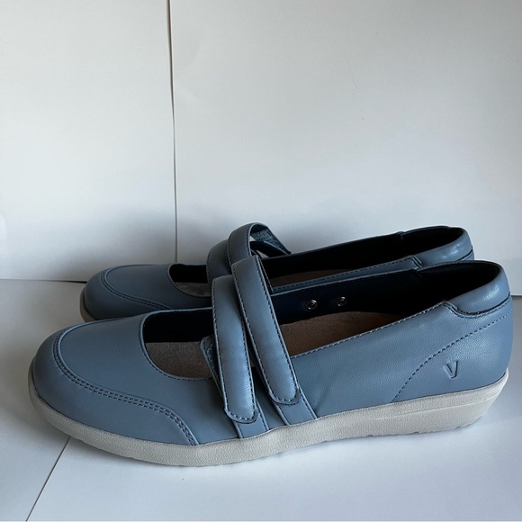 Vionic Magnolia Cala Blue Mary Jane Slip On NWOT 8.5 - Picture 4 of 9